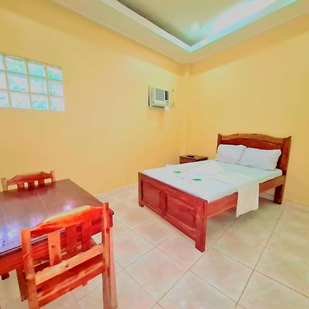La-Familia Guest House Siquijor Pokoj fotografie