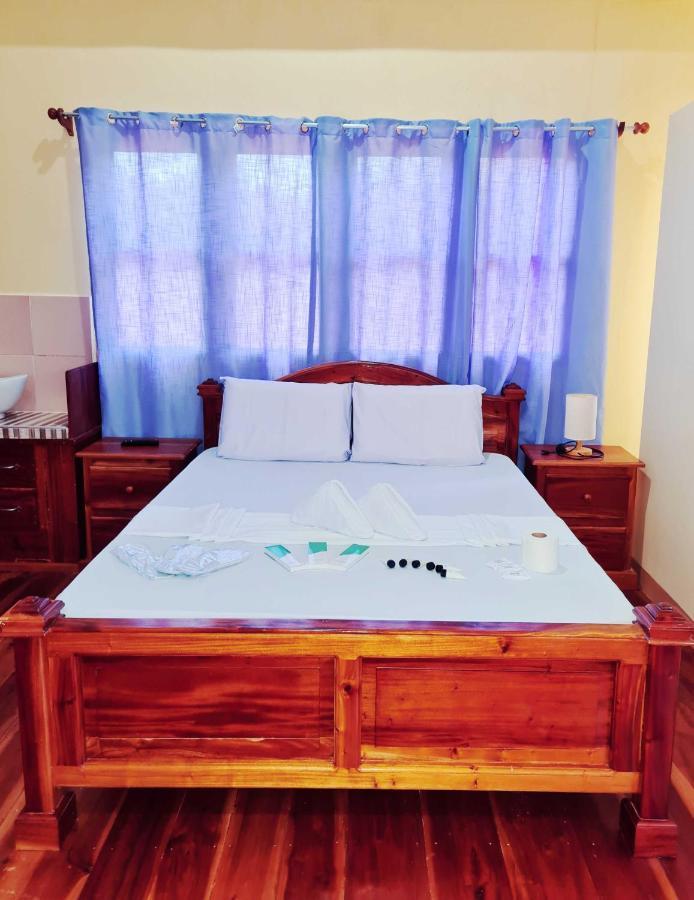 La-Familia Guest House Siquijor Exteriér fotografie